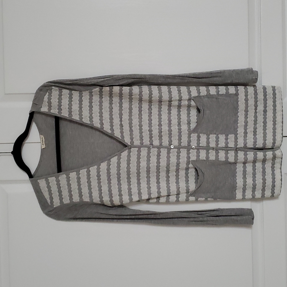 Loveriche Striped Buttoned V Neck Cardigan Top